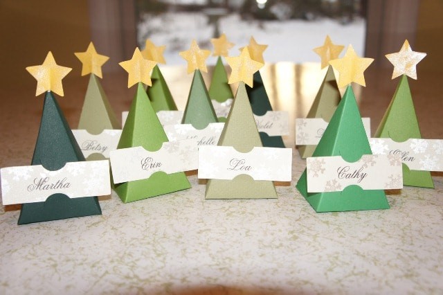 20. Origami a forma di alberelli di Natale: potete scegliere le sfumature che volete
