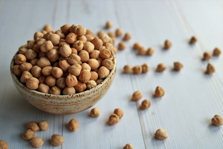 The main beneficial properties of chickpeas