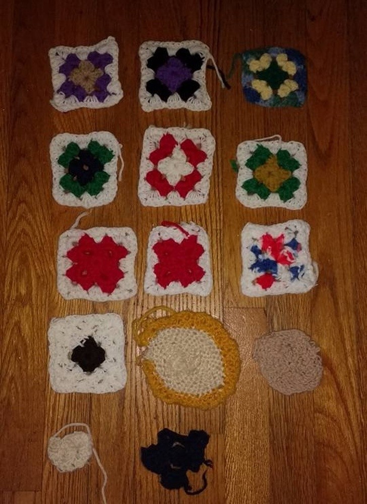 The progression of this woman's Alzheimer's disease can also be read through her various crochet creations over time ...