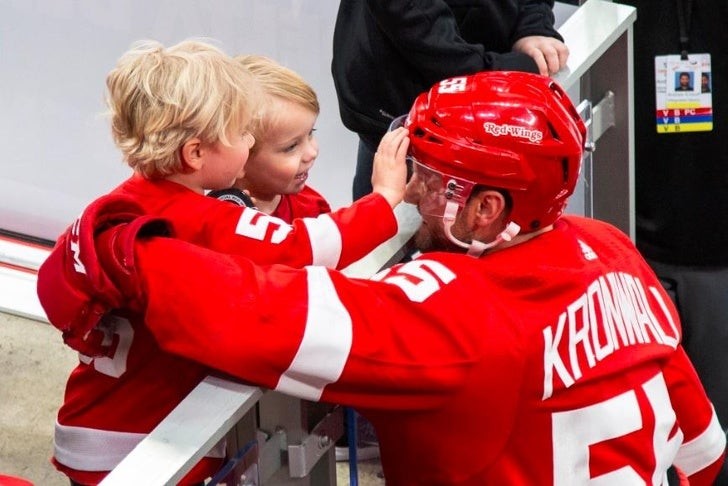 8. Même les plus petits à la maison font partie de l'équipe avec leur papa sportif, et leur soutien est plus important que celui de n'importe quel supporter !