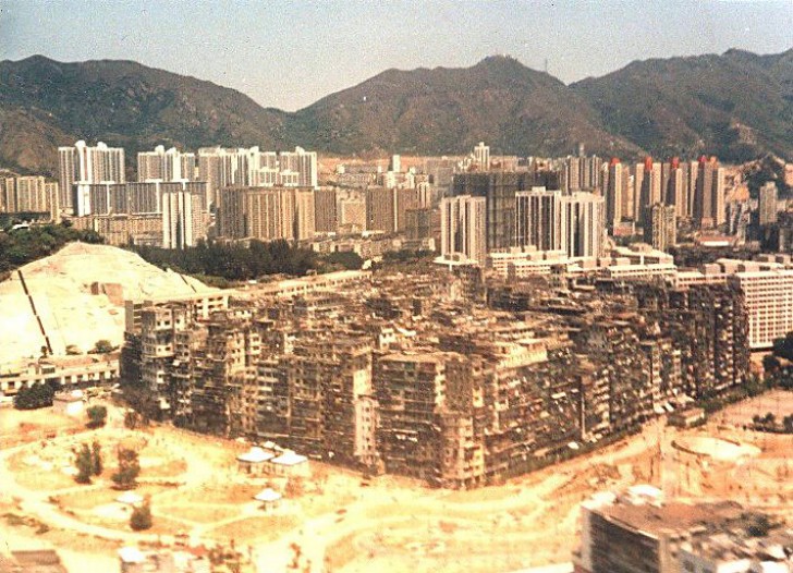 6. Kowloon Walled City, à Hong Kong