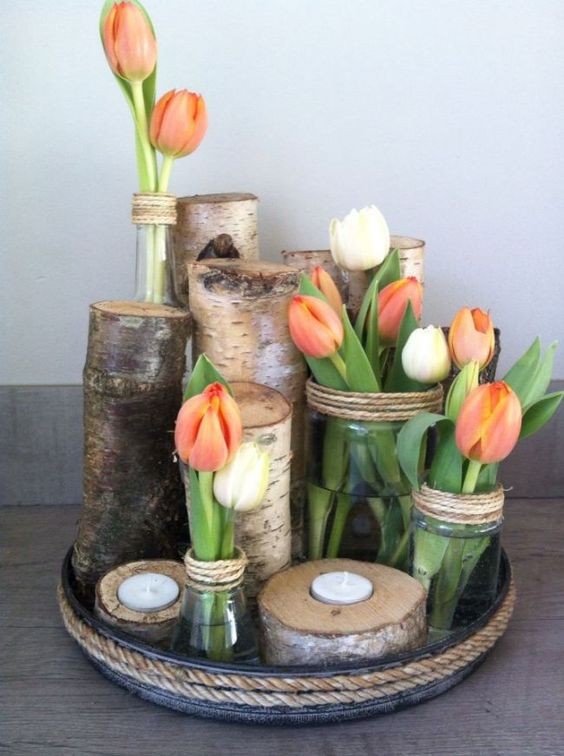 8. Sezioni di rami e vasi di tulipani