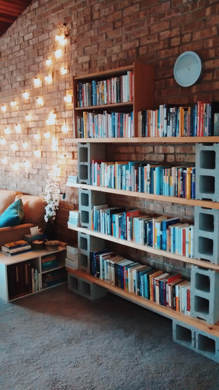 13. Una libreria perfetta per loft
