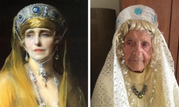 9) Ursula ha deciso di vestire i panni della Regina Maria di Romania proprio come nel quadro di Philip de Laszlo del 1924. 