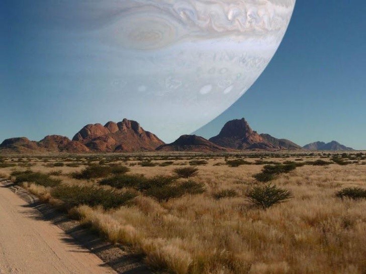 5. Zo zou Jupiter aan ons verschijnen als het zich op dezelfde afstand zou bevinden als de maan van de aarde
