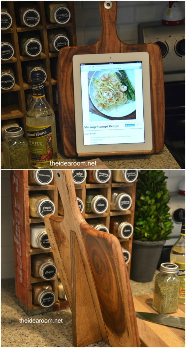 6. Uno stand per tablet perfetto da usare in cucina