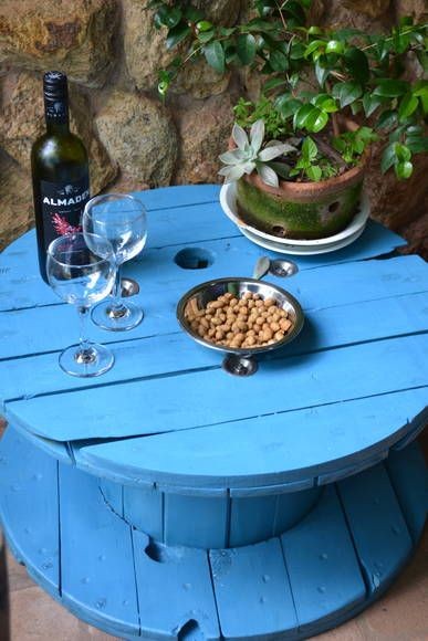 12. Basta una mano di vernice per trasformarla in tavolino