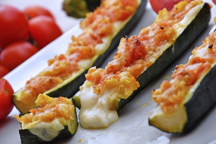 Zucchini alla Caprese: Ein leichtes Rezept zum Eindruck schinden ...