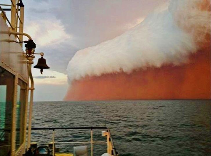 5. L'incredibile tempesta di sabbia in Australia