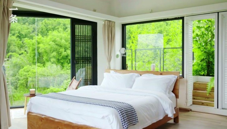The bedrooms are equally as gorgeous. And those 360° panoramic views are just breathtaking!
