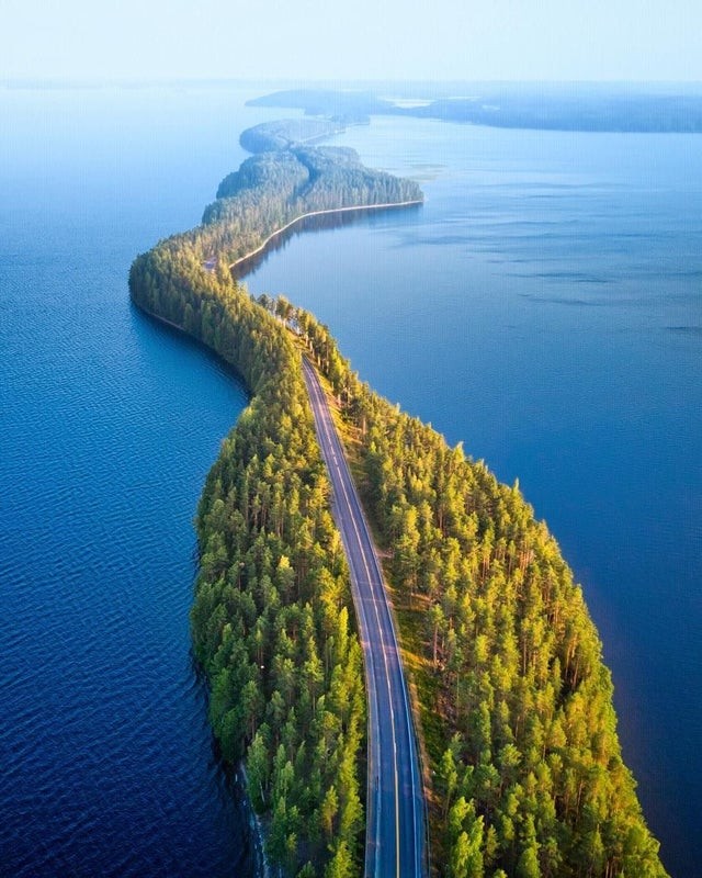 Le pont de Kvarken en Finlande... une "connexion" idéale entre la nature et l'œuvre de l'homme