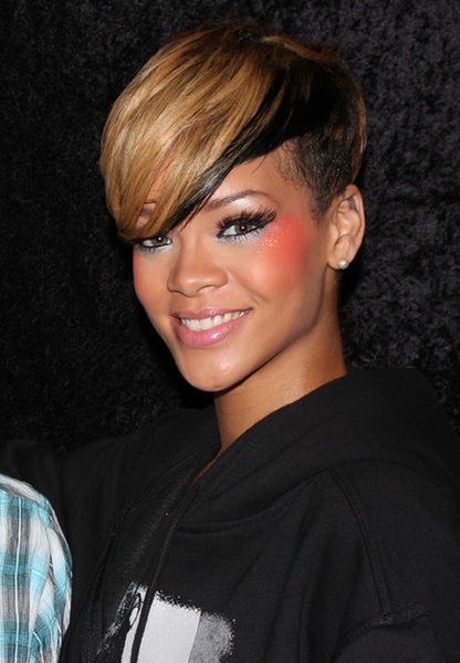8. Rihanna ha portato per diverso tempo i capelli corti