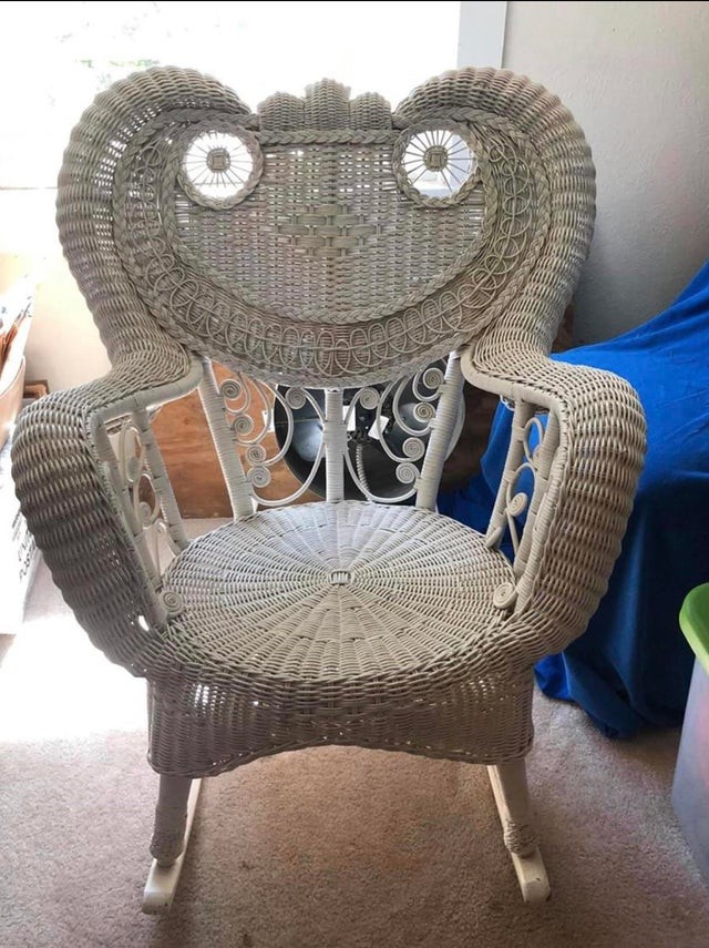 10. Der Stuhl, der Sie "anlächelt" und Sie einlädt, sich zu setzen!