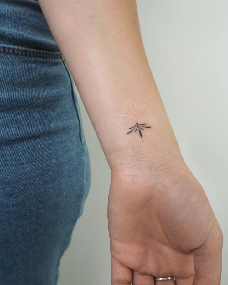 3. Un tatuaje pequeño, ¡pero muy particular!