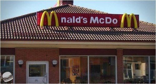 18. Une restaurant du célèbre fast-food "nald's McDo"