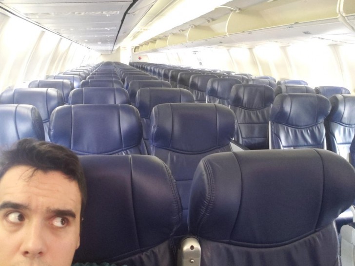 5. Ich war allein auf dem Flug, ganz allein. Ich hatte ein bisschen Angst...