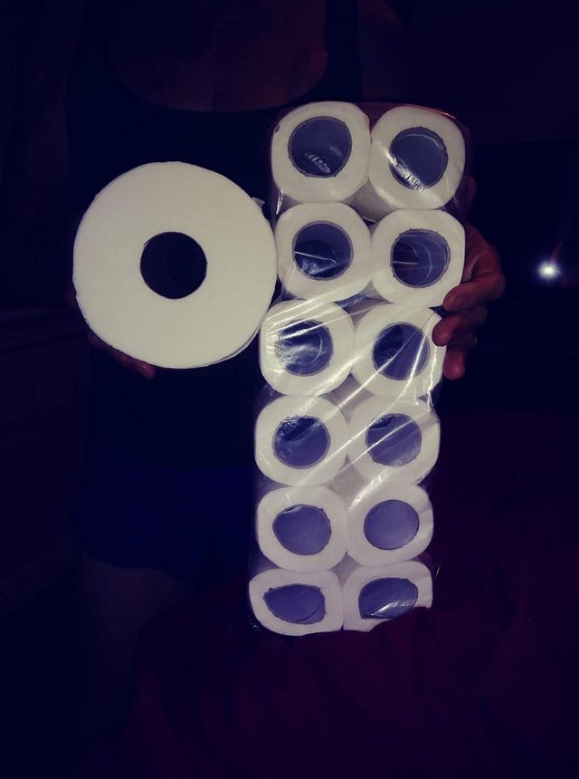 5. Des rouleaux de papier toilette bon marché par rapport à un rouleau normal...
