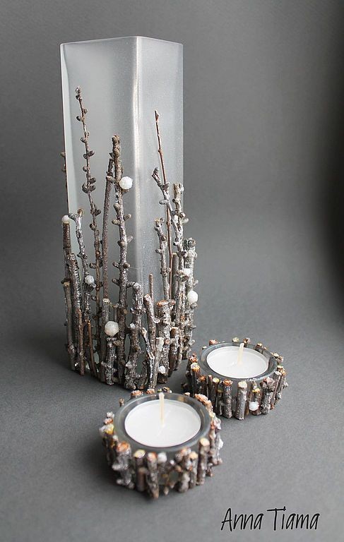 9. Die leicht knorrigen Zweigspitzen bedecken jedes Glas in perfekter Weise für einen winterlichen Kerzenhalter