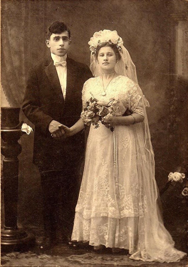 Mes arrière-grands-parents le jour de leur mariage : on est en 1911 !