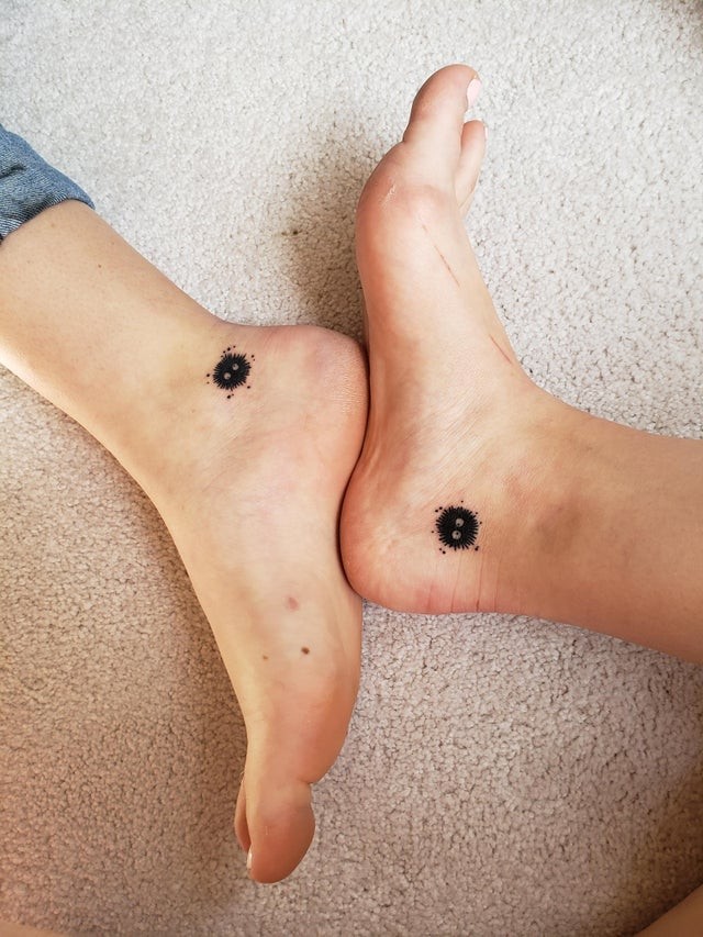 ¡Un tatuaje compartido entre hermanas inspirado en la manga japonesa!