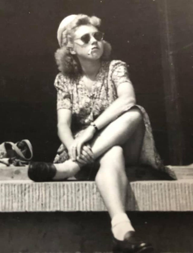 10. "Mon arrière-grand-mère Erika en 1946, après avoir émigré en Amérique"