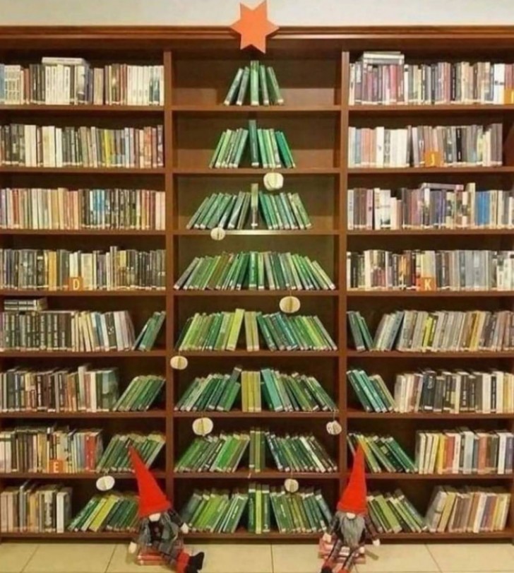 Kerstsfeer in een grote boekwinkel... magisch!