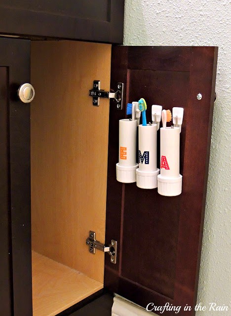 1. Porte-brosse à dents idéal, parfaits pour le mur ou dans une porte de placard