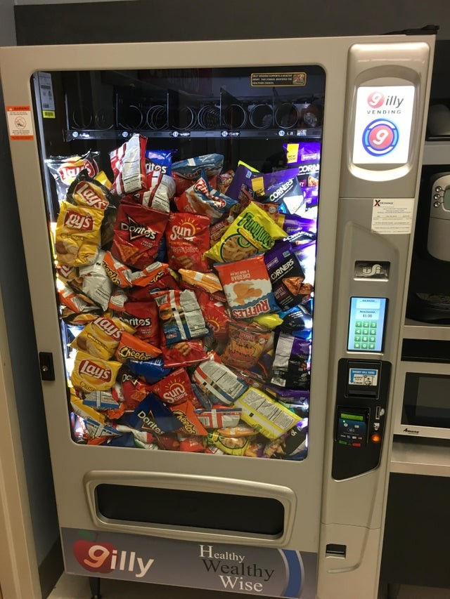 16. Sie wollen sich einen Snack aus dem Automaten holen, finden aber alles in diesem Zustand vor: Wie würden Sie reagieren?