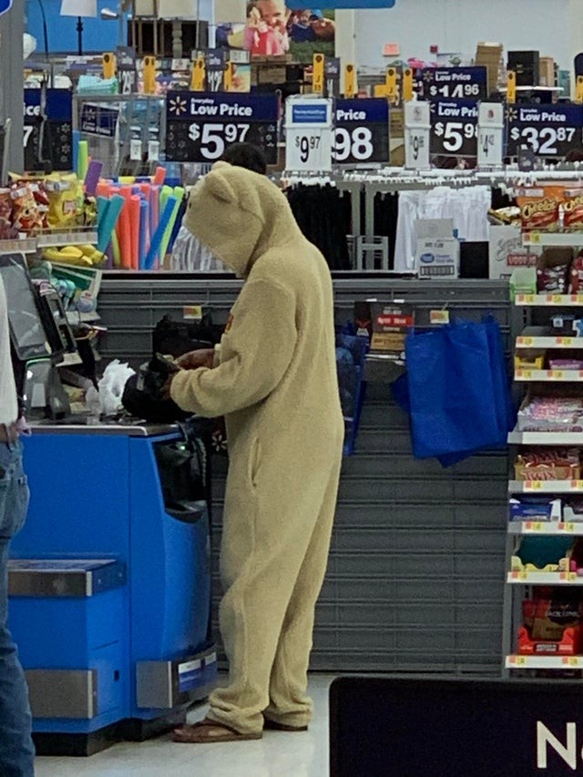 Man macht seltsame Begegnungen im Supermarkt...