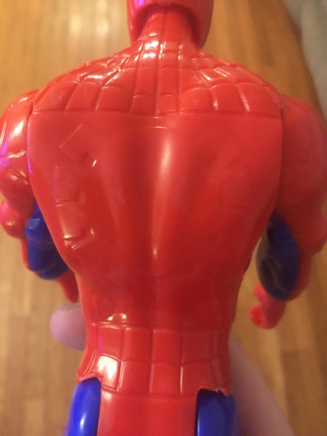 9. Did they forget to paint Spiderman's back ?!