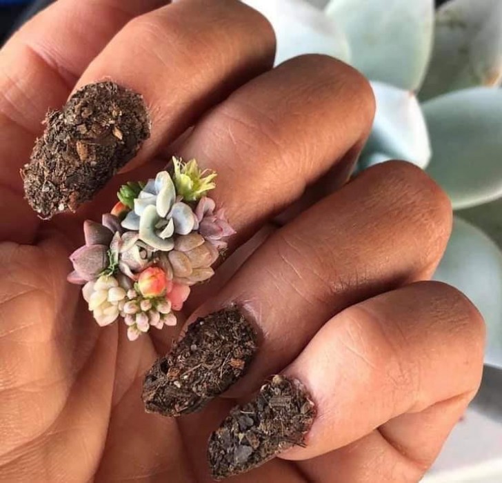 These nails are a little too showy, don't you think?