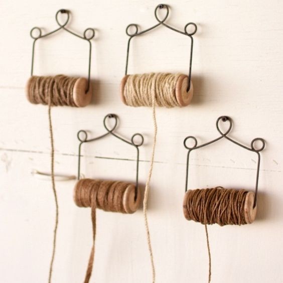 3. Vintage-achtige houders voor klossen touw of koord