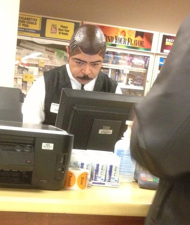 Imagine having to go to the cashier and seeing this strange style!