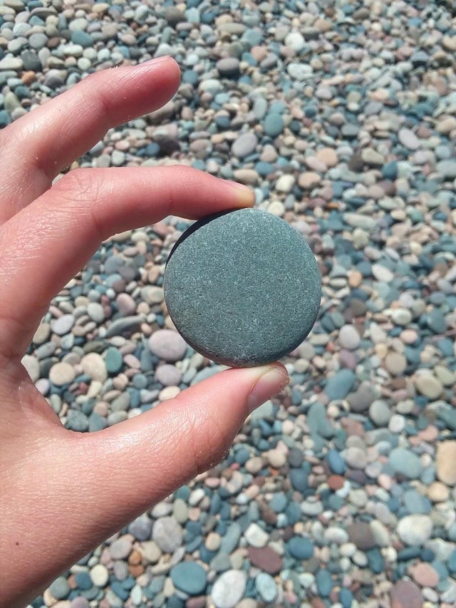 1. Une pierre parfaitement ronde