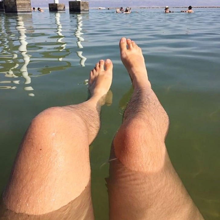 14. Naar het strand gaan zonder de angst dat iemand het ziet.