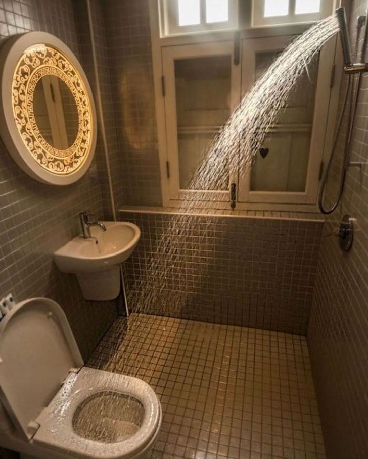 To have a shower in this bathroom ought to be considered an extreme sport