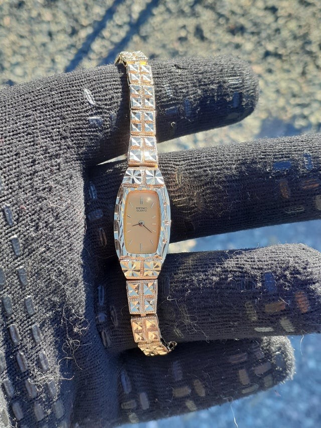What a beautiful watch, what is the story behind this purchase?
