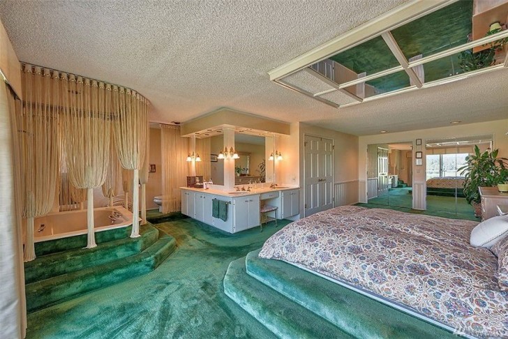 11. Looks like at least the tub has curtains ...