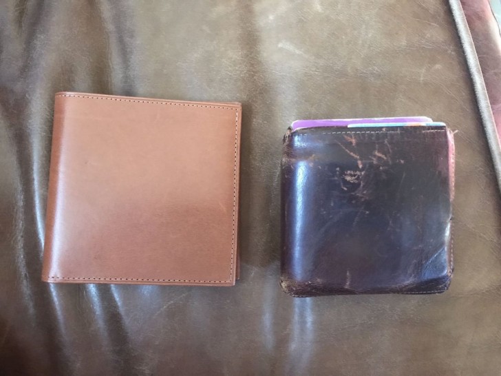 Könnt ihr erraten, welches der beiden Portemonnaies häufiger benutzt wurde?