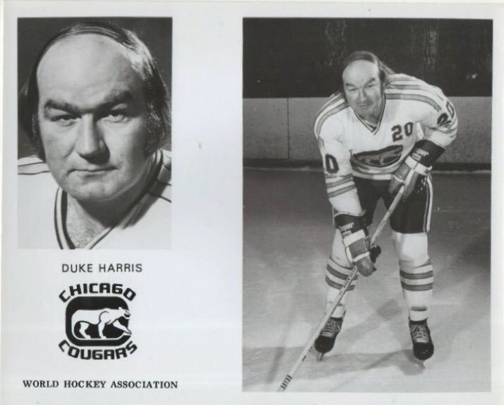 5. Le joueur de hockey sur la photo, Duke Harris, n'avait que 31 ans au moment de la prise de vue.