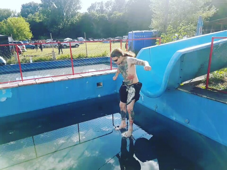 La reencarnación del Mesías: ¡camina en el agua!