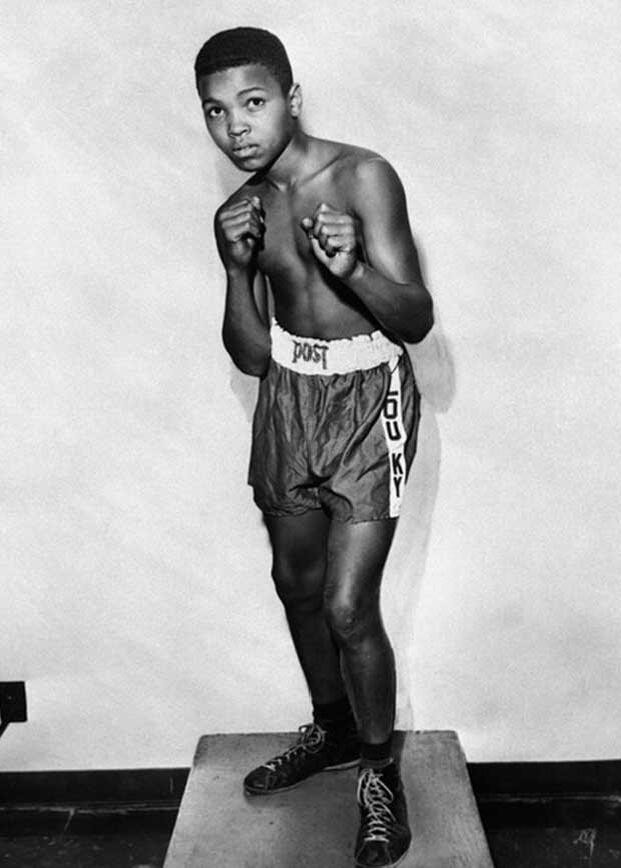 L'un des poids lourds du sport du vingtième siècle, l'inoubliable et formidable Mohamed Ali !