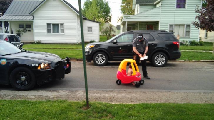 My son was stopped by a policeman: he was going too fast!