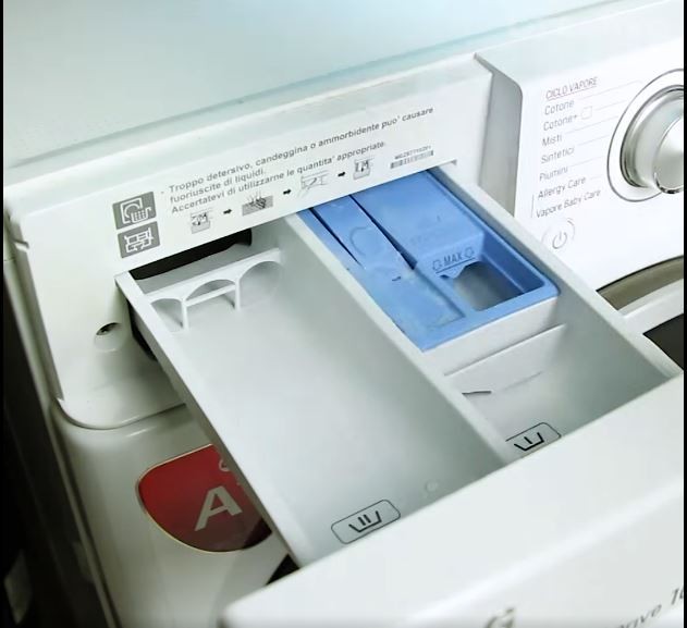 Als je het belangrijk vindt dat je wasmachine in goede staat verkeert, ontdek dan enkele tips om hem zo goed mogelijk te gebruiken - 1