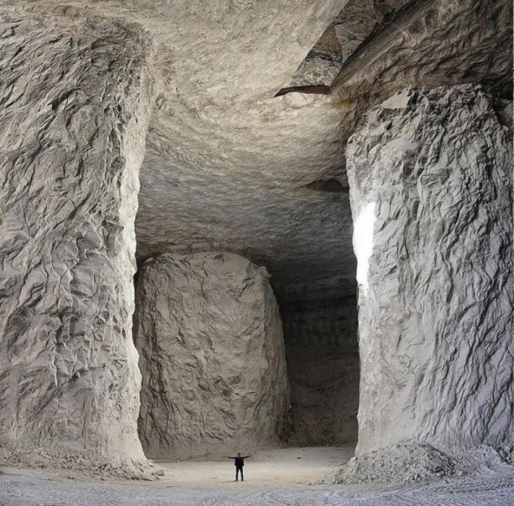 An underground kingdom that seems straight out of a storybook ...