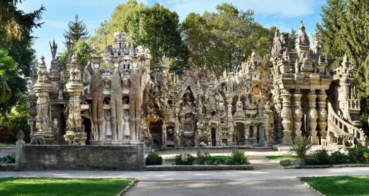 Facebook / Palais idéal du facteur Cheval