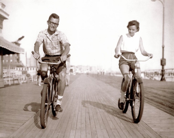 5. "Mijn ouders op huwelijksreis in 1954"