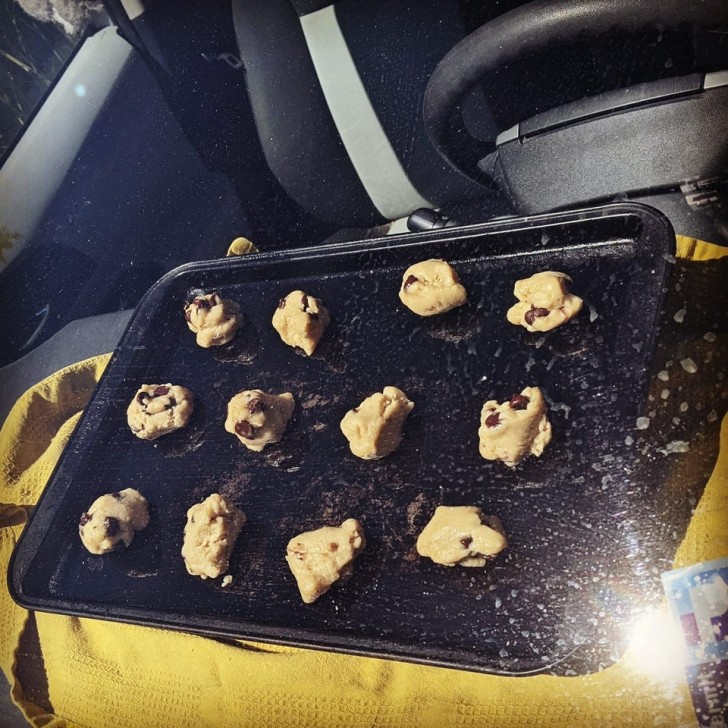 11. "Ik heb van de hitte gebruik gemaakt om koekjes te bakken in de auto".