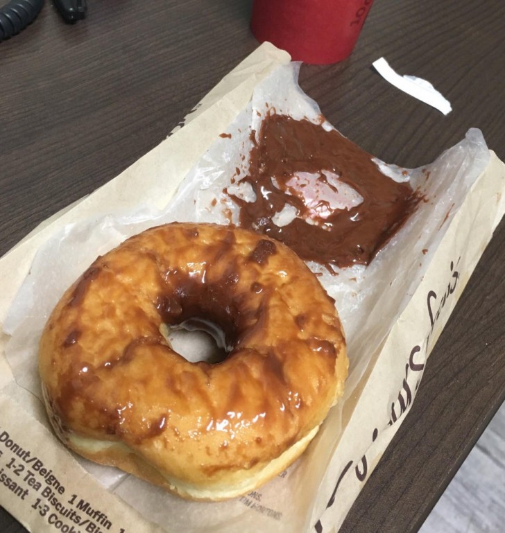 2. Wie ärgerlich ist es, wenn der Zuckerguss von Donuts oder Torten abfällt?