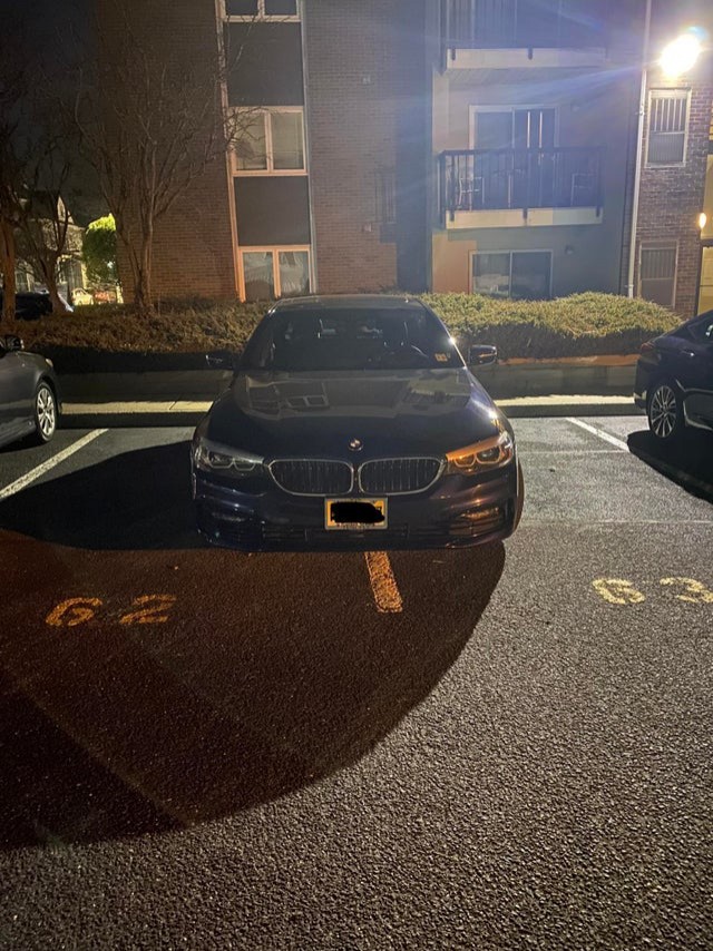 15. Die Welt ist voll von Menschen, die ohne Grund zwei Parkplätze belegen.